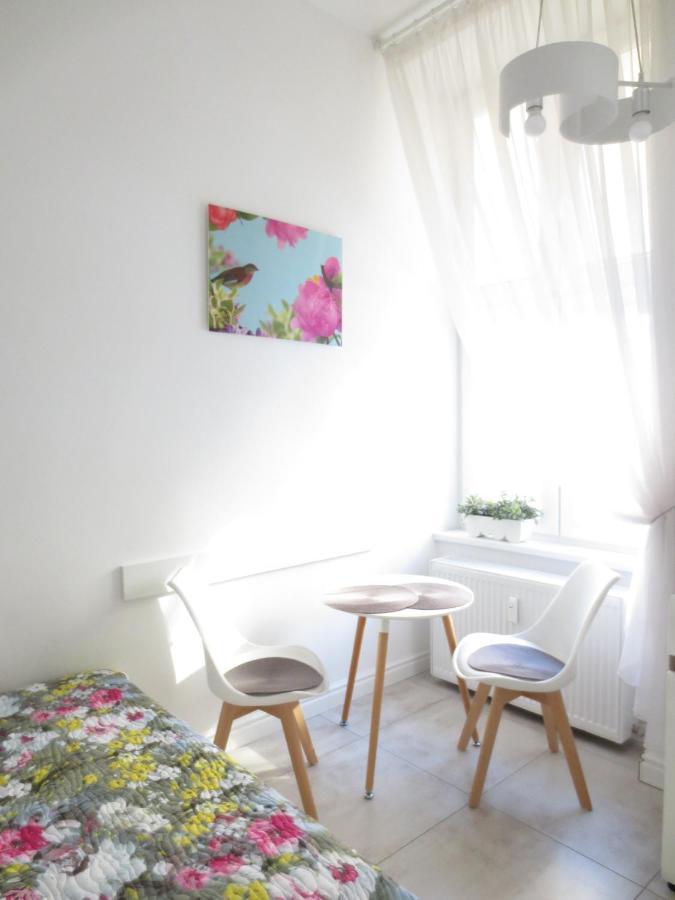 Lovely Apartment In The Heart Of The Old Town غدانسك المظهر الخارجي الصورة